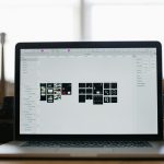 A laptop képernyő elforgatása és a helyes irány visszaállítása
